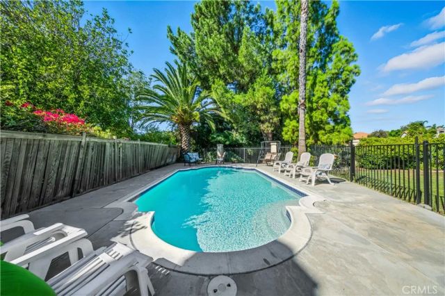 24412 Leafwood Drive, Murrieta, CA 92562