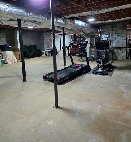 1554 COOPER LAKE SE Road, Smyrna, GA 30082