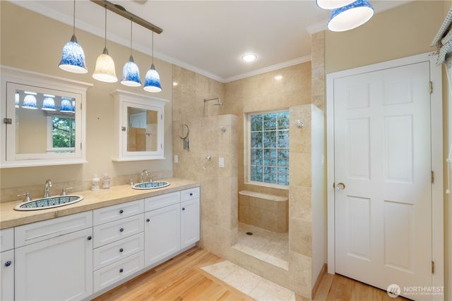 1403 S Head Avenue SW, Lakebay, WA 98349