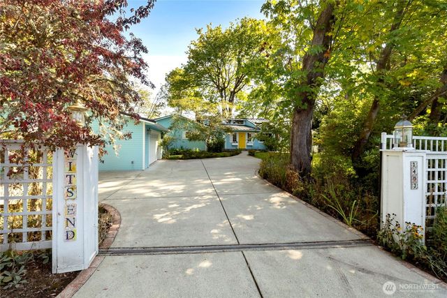 1403 S Head Avenue SW, Lakebay, WA 98349