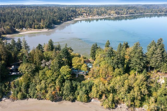 1403 S Head Avenue SW, Lakebay, WA 98349