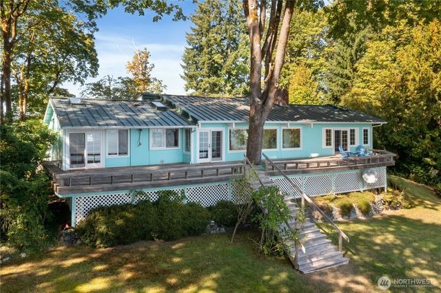 1403 S Head Avenue SW, Lakebay, WA 98349