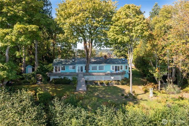 1403 S Head Avenue SW, Lakebay, WA 98349