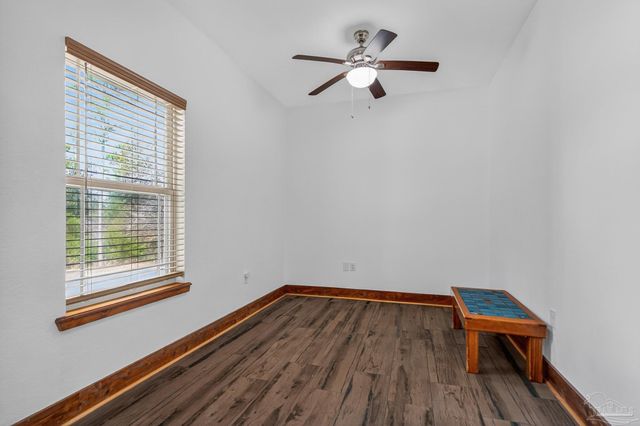 2248 Wallace Lake Rd, Pace, FL 32571