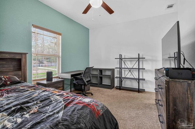 2248 Wallace Lake Rd, Pace, FL 32571