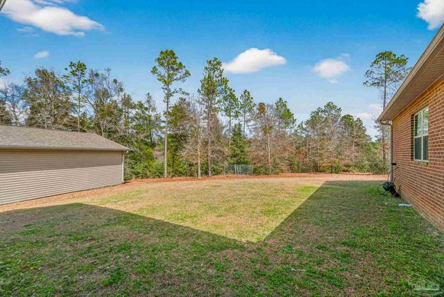 2248 Wallace Lake Rd, Pace, FL 32571