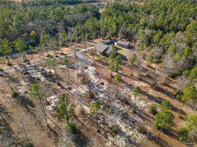 2248 Wallace Lake Rd, Pace, FL 32571