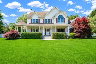 4 Pheasant Court, Riverhead, NY 11901