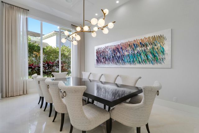 12209 Plantation Way, Palm Beach Gardens, FL 33418