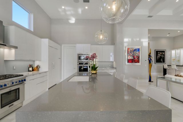 12209 Plantation Way, Palm Beach Gardens, FL 33418