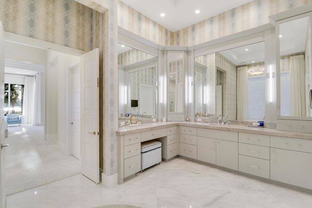 12209 Plantation Way, Palm Beach Gardens, FL 33418