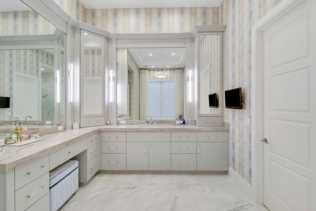 12209 Plantation Way, Palm Beach Gardens, FL 33418