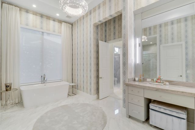 12209 Plantation Way, Palm Beach Gardens, FL 33418