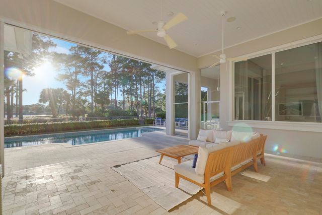 12209 Plantation Way, Palm Beach Gardens, FL 33418