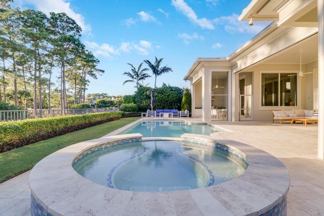 12209 Plantation Way, Palm Beach Gardens, FL 33418