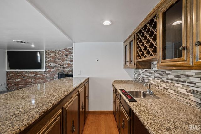 3612 La Costa, Bakersfield, CA 93306