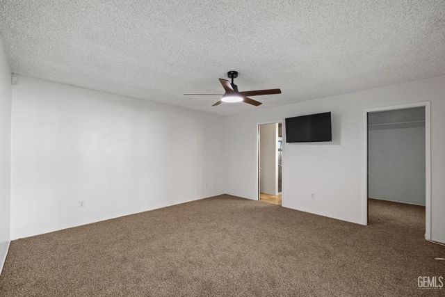 3612 La Costa, Bakersfield, CA 93306