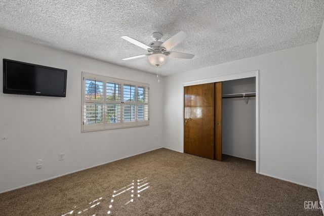 3612 La Costa, Bakersfield, CA 93306