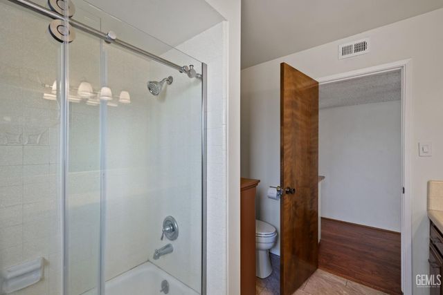 3612 La Costa, Bakersfield, CA 93306