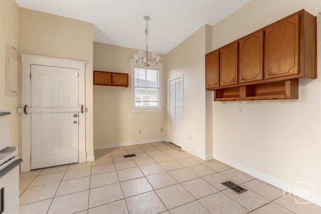 540 W 44th Street, Savannah, GA 31405
