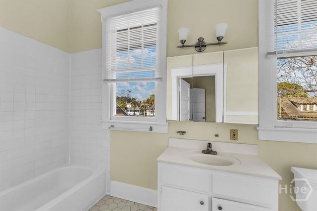 540 W 44th Street, Savannah, GA 31405