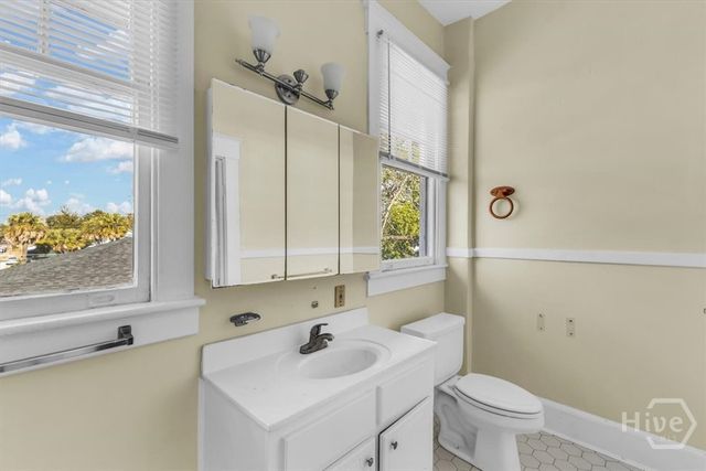 540 W 44th Street, Savannah, GA 31405