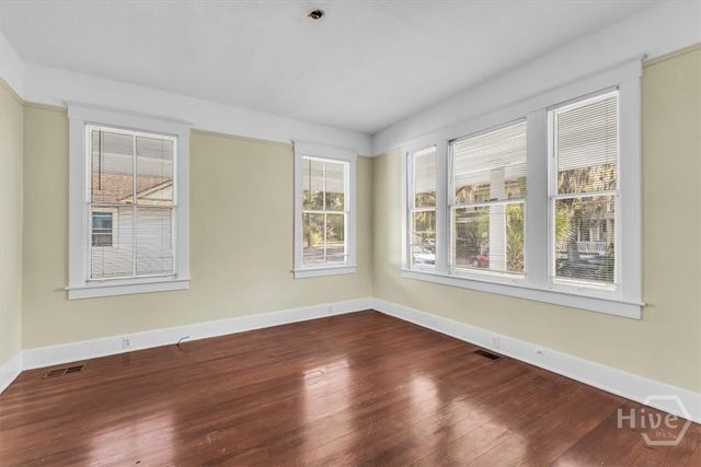 540 W 44th Street, Savannah, GA 31405