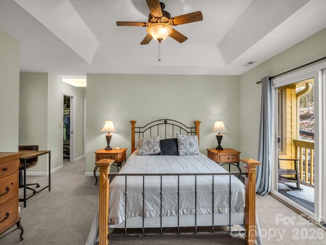 105 Tryon Bay Circle, Lake Lure, NC 28746