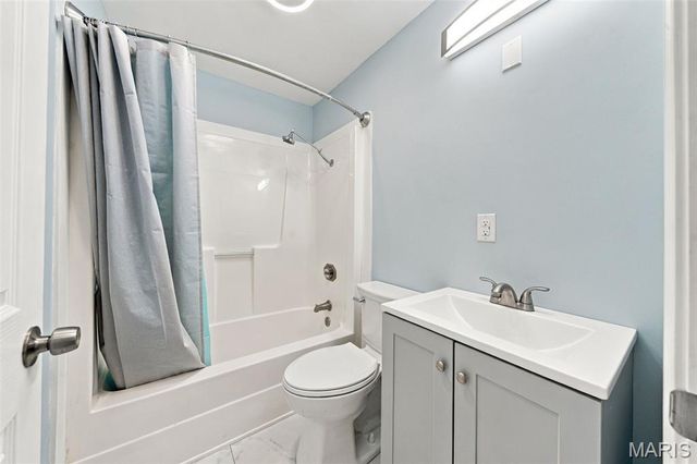 6208 Pennsylvania Avenue, St Louis, MO 63111