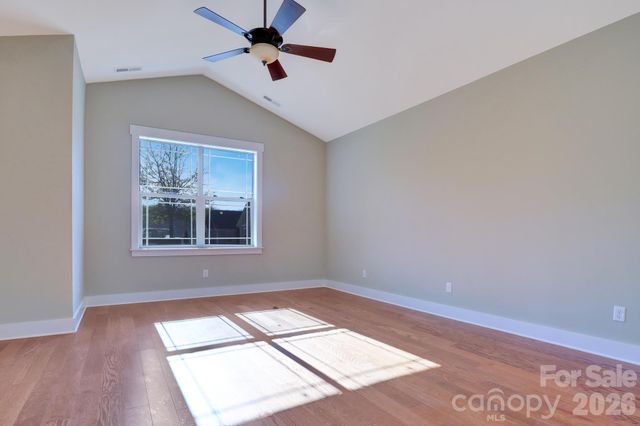 20 Brookstone Place, Candler, NC 28715