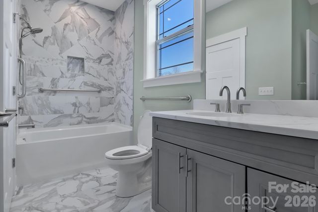 20 Brookstone Place, Candler, NC 28715