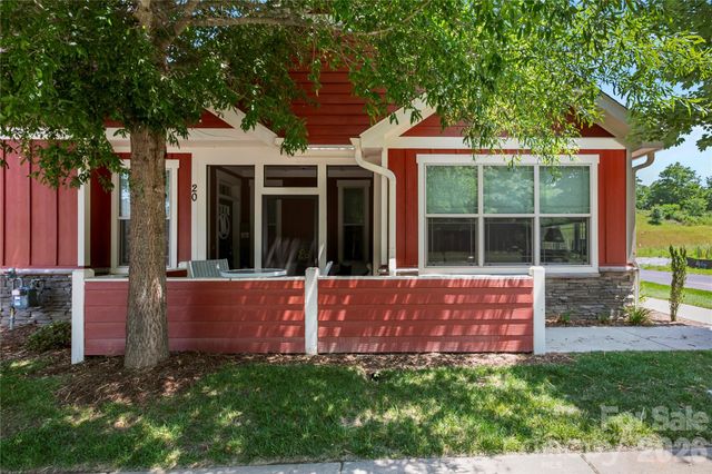 20 Brookstone Place, Candler, NC 28715