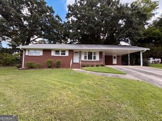 1276 Robin Road NE, Conyers, GA 30012