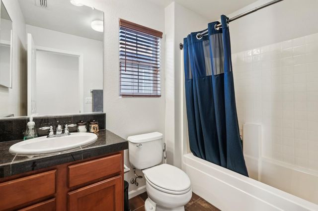 8781 Cortina Cir #61, Roseville, CA 95678