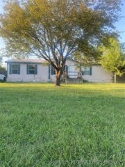 427 Spring Creek Street, Pryor, OK 74361