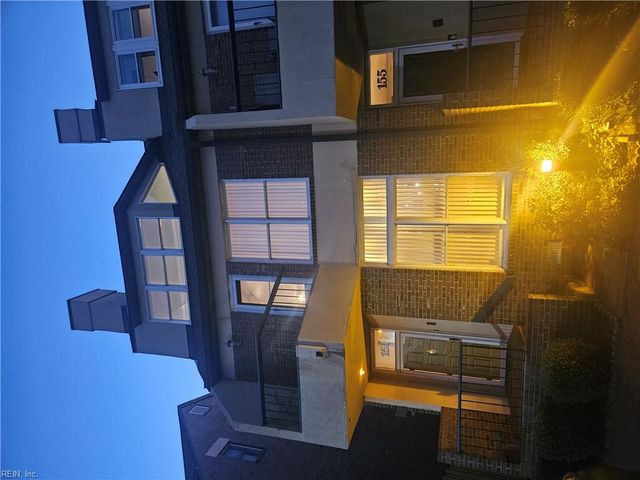 153 Crawford PW, Portsmouth, VA 23704