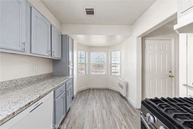 9614 Graham Ave, Los Angeles, CA 90002