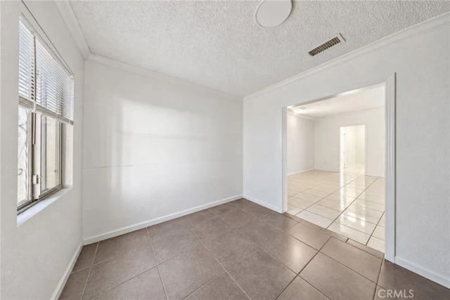 9614 Graham Ave, Los Angeles, CA 90002