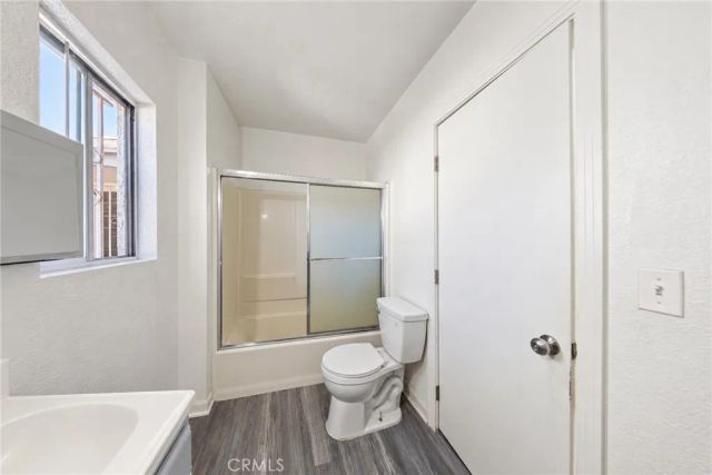 9614 Graham Ave, Los Angeles, CA 90002