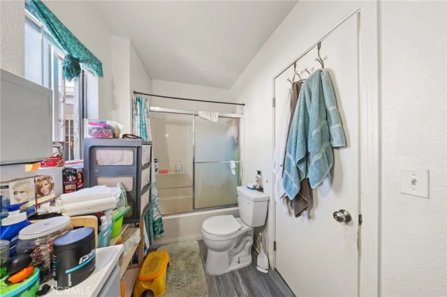 9614 Graham Ave, Los Angeles, CA 90002