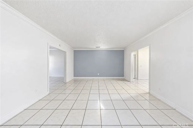 9614 Graham Ave, Los Angeles, CA 90002