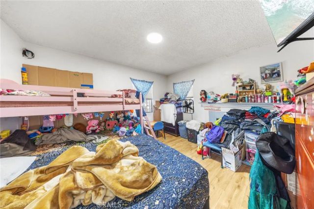 9614 Graham Ave, Los Angeles, CA 90002