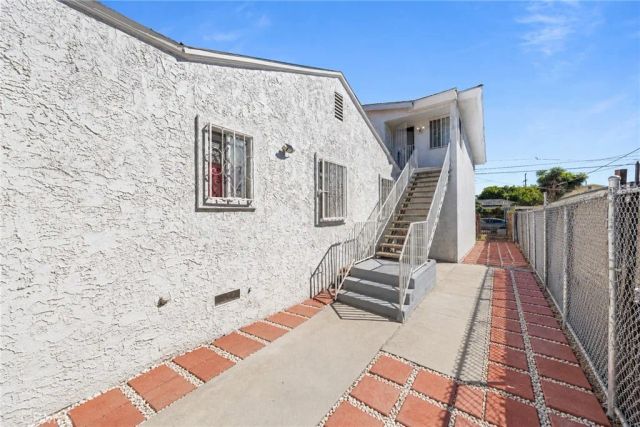 9614 Graham Ave, Los Angeles, CA 90002