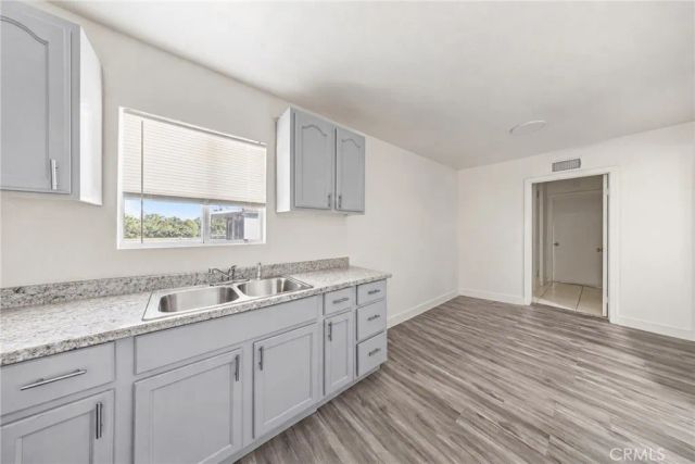 9614 Graham Ave, Los Angeles, CA 90002