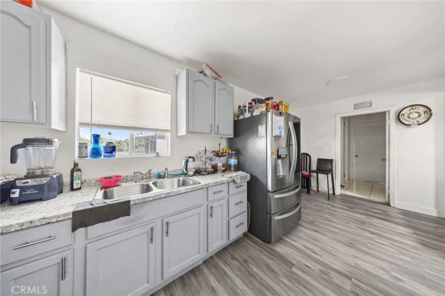9614 Graham Ave, Los Angeles, CA 90002