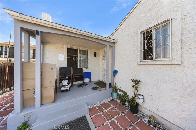 9614 Graham Ave, Los Angeles, CA 90002
