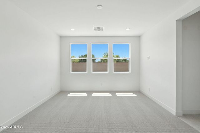 17639 W CRAWFORDSVILLE Drive, Surprise, AZ 85388