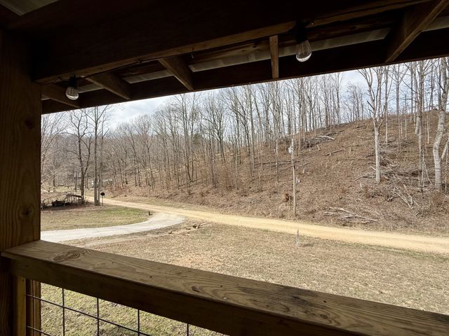 260 Haylee Rd, Waverly, TN 37185