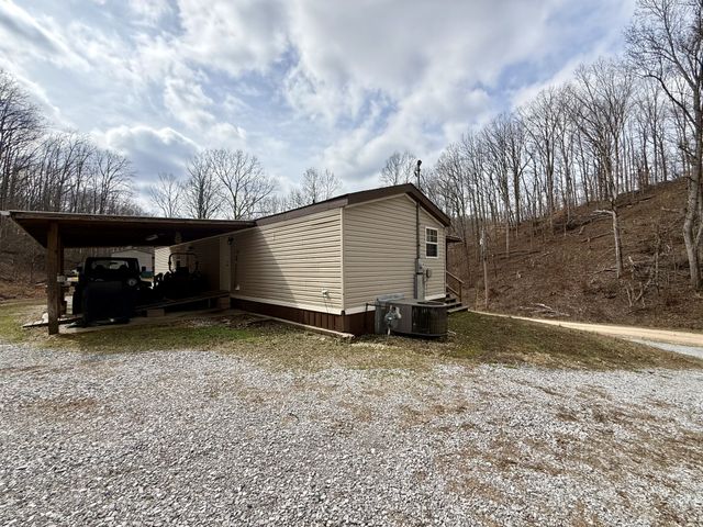 260 Haylee Rd, Waverly, TN 37185