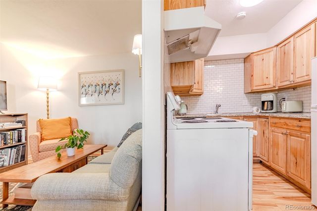 9380 W 49th Avenue 107, Wheat Ridge, CO 80033